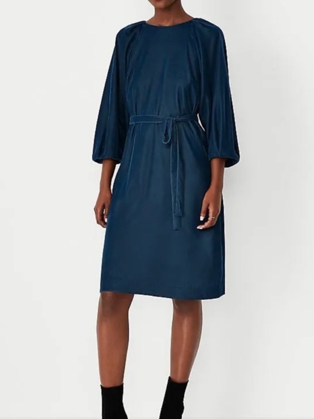 NWT Ann Taylor Velvet Belted Shift Dress Above Knee Length Blue Women’s Size 4